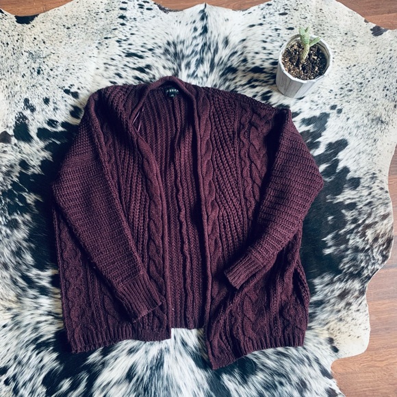 Sweater Cardigan - Picture 1 of 5